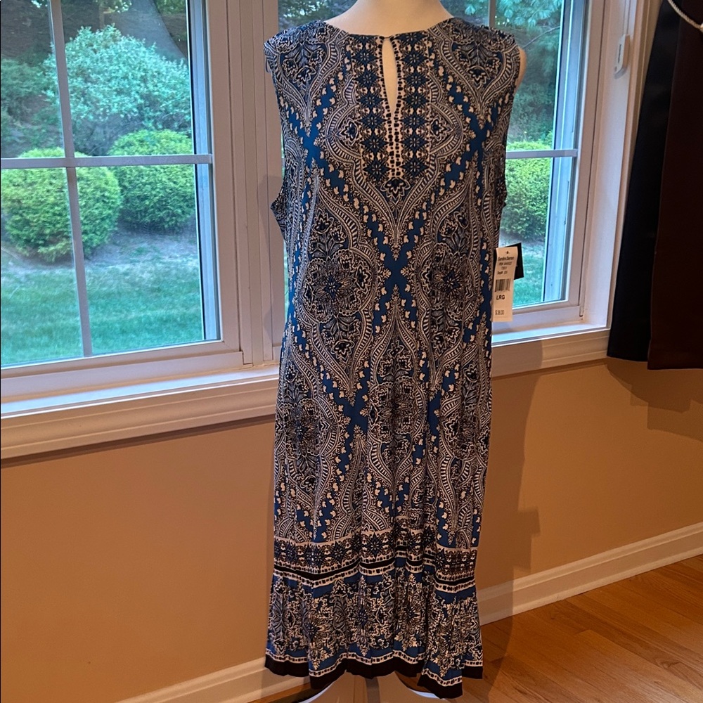 Sandra Darren Navy and White Patterned Midi Dress